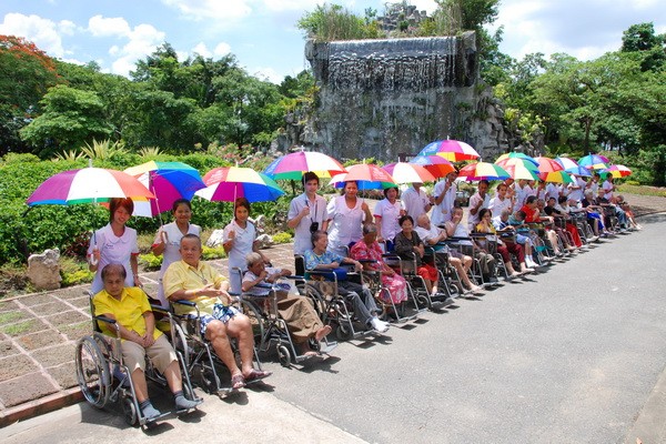 Outings / Tours for the elderly