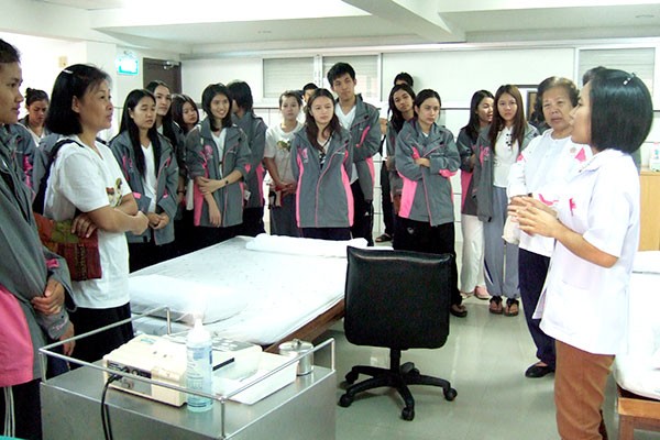 Students from Faculty of Nursing, Ubon Ratchathani University takes a study tour at Golden Years Hospital.